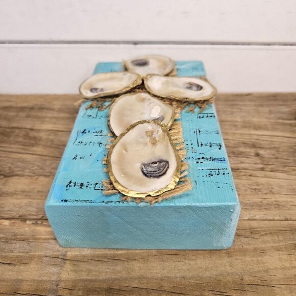 Hand Crafted -Decorative Beach Art Shell Cross Shelf Sitter with Gold Edges - Picture 3 of 4